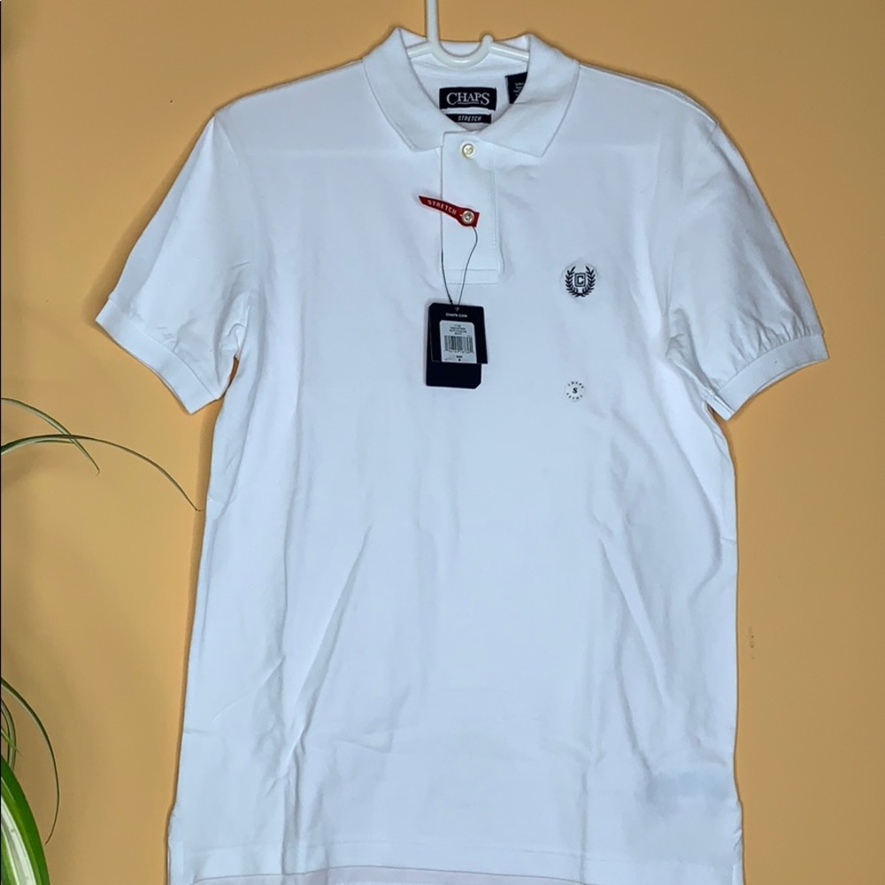 BRAND NEW CHAPS T-SHIRT
